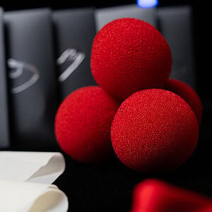Red magic trick balls for illusion performances at Dreamlandmagic.