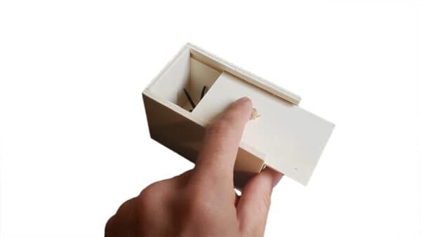 Spider Box - Prank & Scare People - Wooden - Image 3